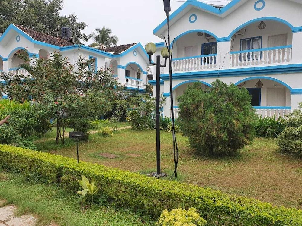 Paradise Village 3* Calangute
